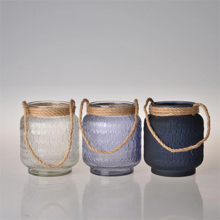 Bình đựng nến có tay cầm bằng rơm